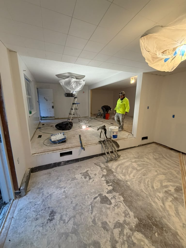 Laminate Flooring / LVP / Tile in Huntsville, AL — Noyola Construction